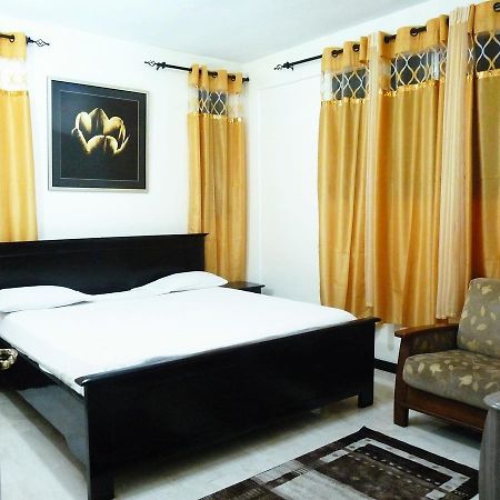 Maryland Guesthouse Монровия Экстерьер фото