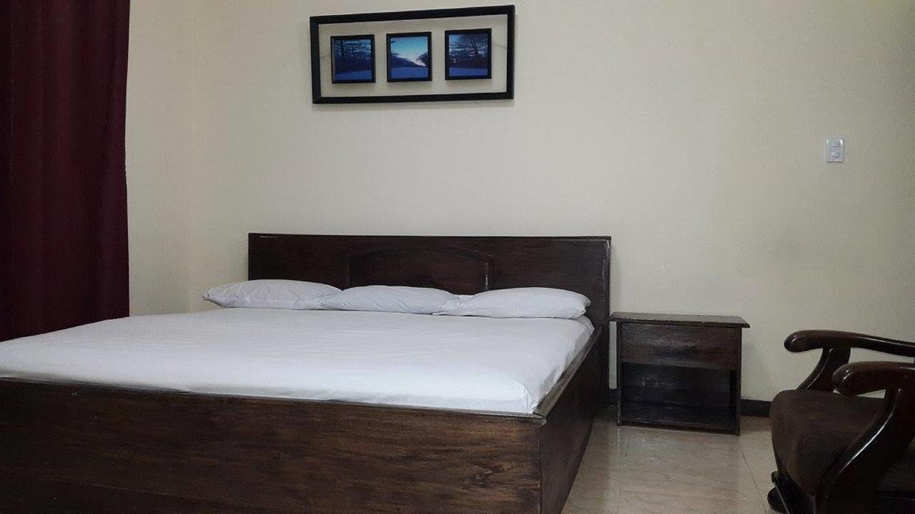 Maryland Guesthouse Монровия Экстерьер фото
