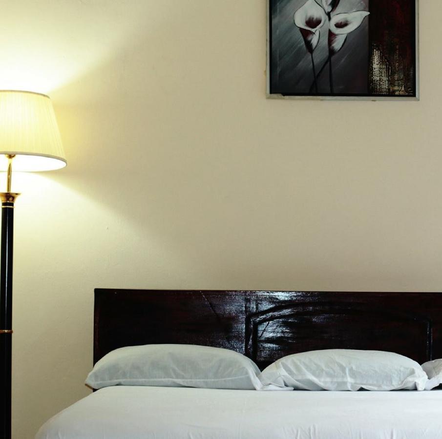Maryland Guesthouse Монровия Экстерьер фото